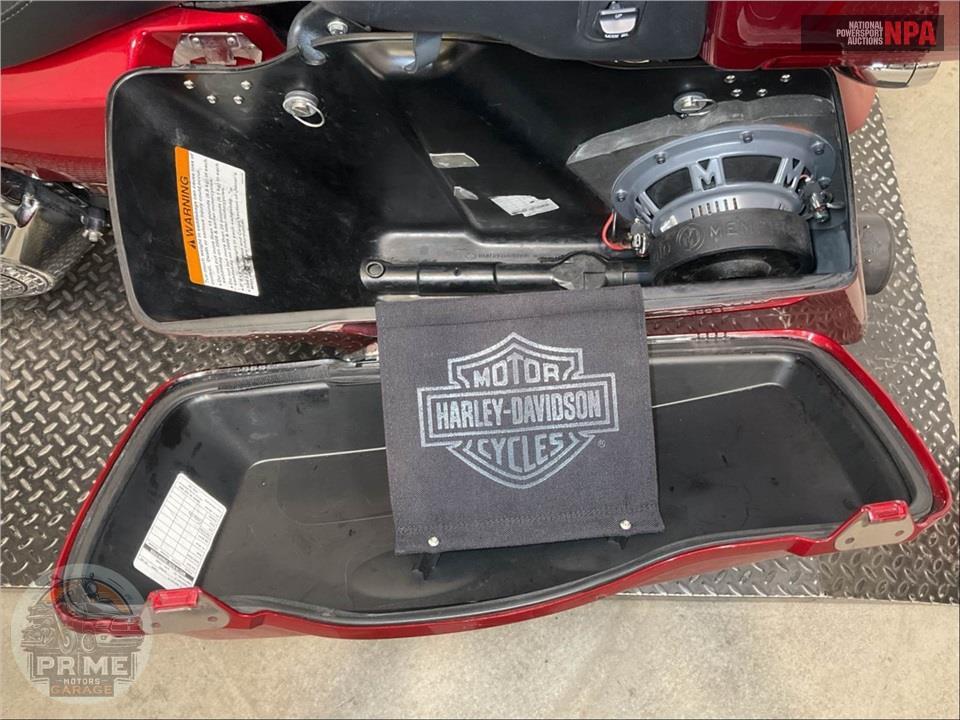 2013 Harley-Davidson FLTRU ROAD GLIDE ULTRA — фото 24