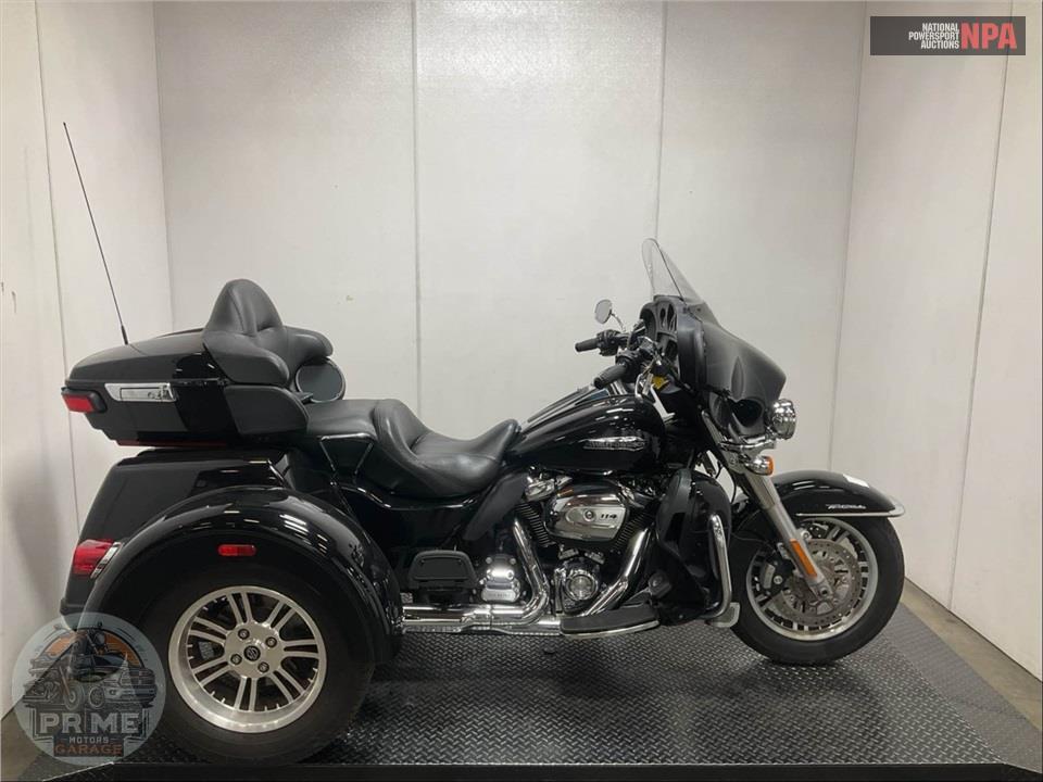 2021 Harley-Davidson FLHTCUTG TRI GLIDE ULTRA CLASSIC — фото 1
