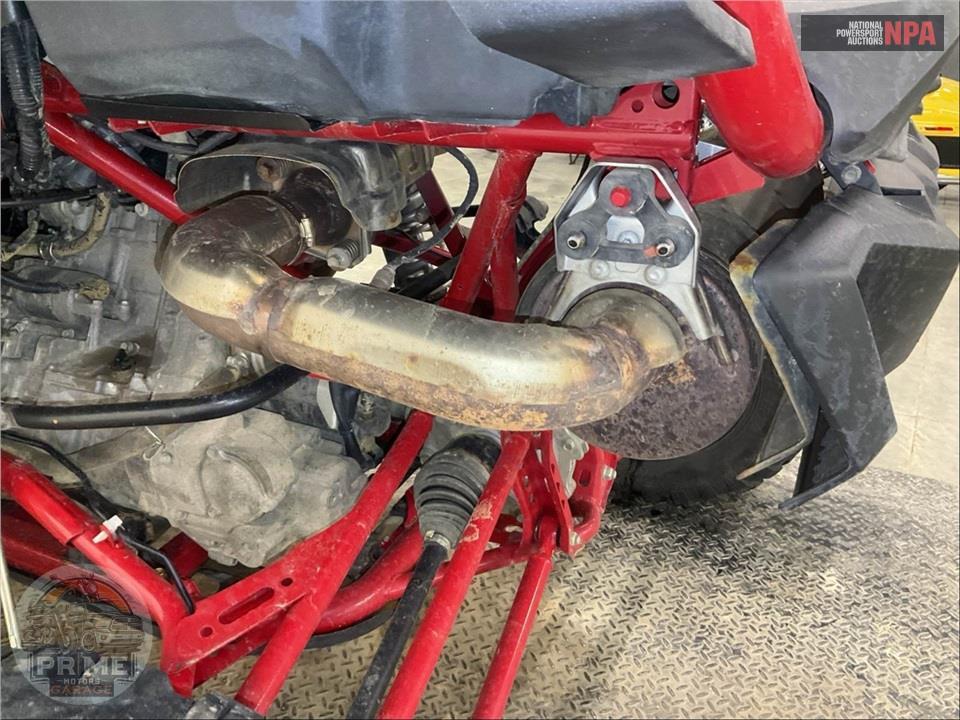 2023 Honda SXS1000S2R TALON 1000R FOX LIVE VALVE — фото 18