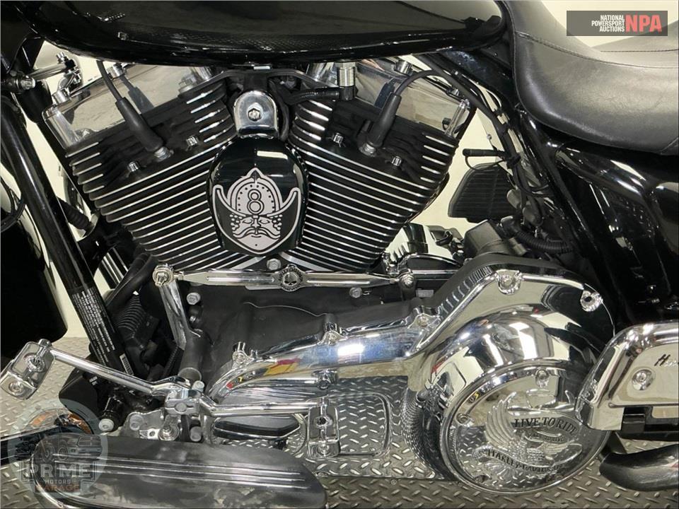 2013 Harley-Davidson FLHX STREET GLIDE — фото 7