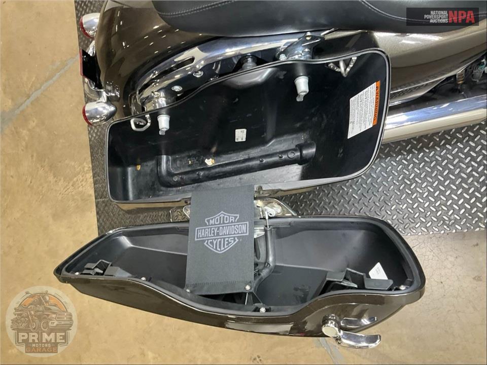 2021 Harley-Davidson FLHX STREET GLIDE — фото 27