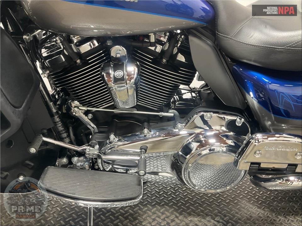 2017 Harley-Davidson FLHTK ULTRA LIMITED — фото 7