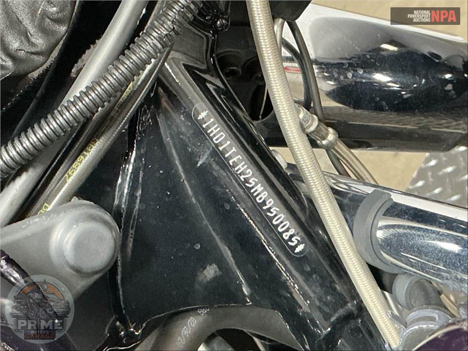 2021 Harley-Davidson FLHTKSE CVO LIMITED — фото 35