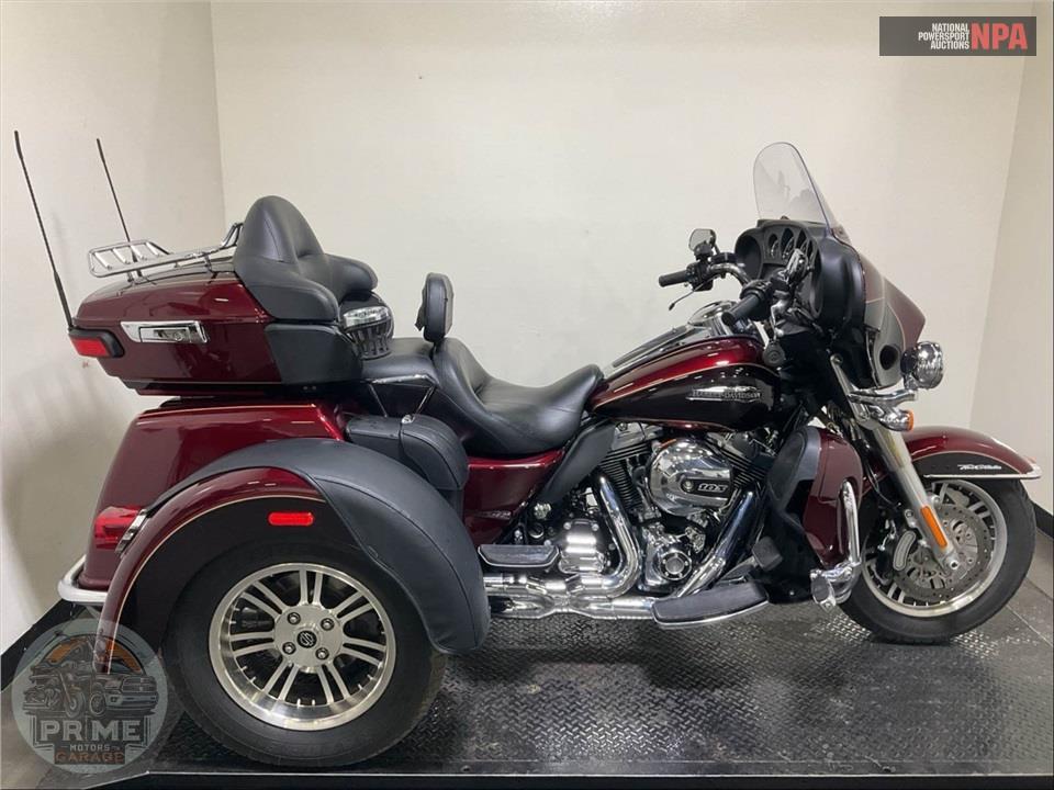 2014 Harley-Davidson FLHTCUTG TRIGLIDE ULTRA CLASSIC — фото 1