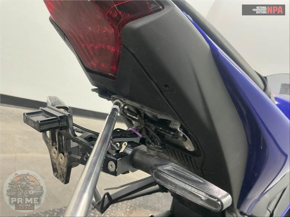 2024 Yamaha YZF-R3 — фото 23