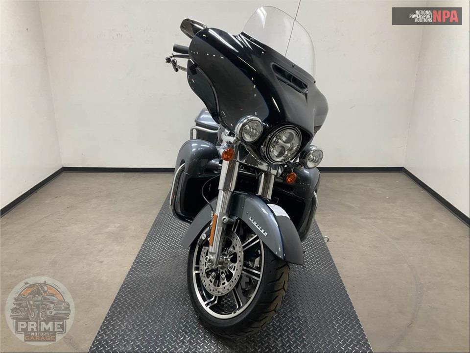 2021 Harley-Davidson FLHTK ULTRA LIMITED — фото 2
