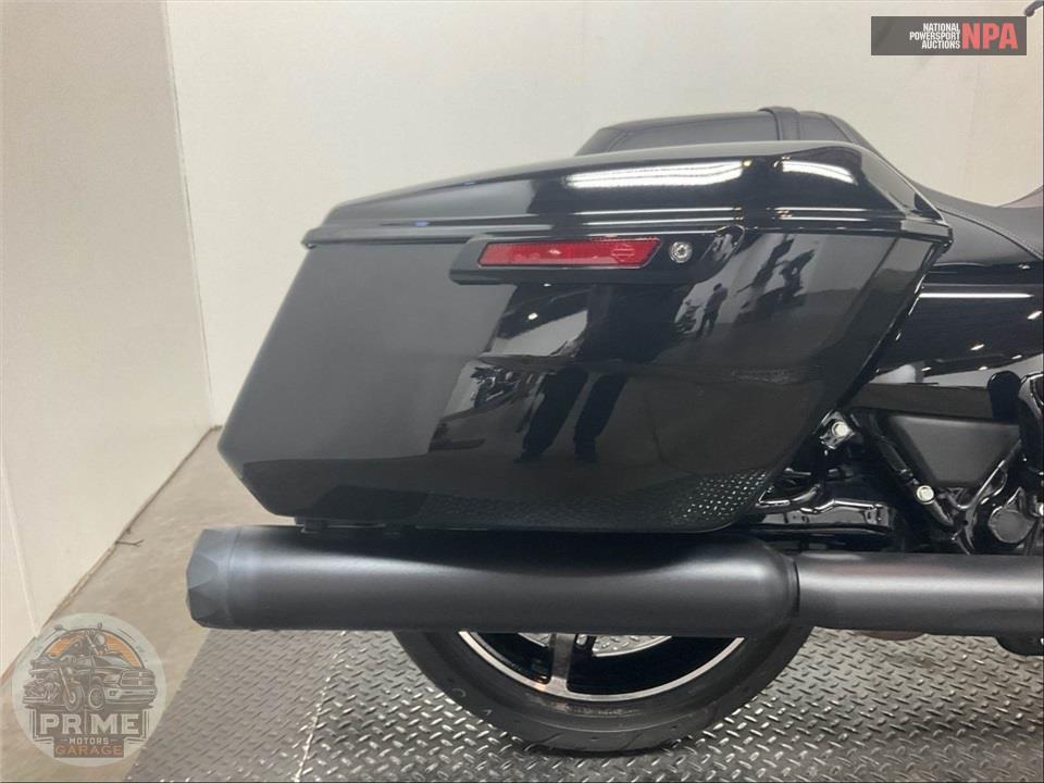 2025 Harley-Davidson FLHX STREET GLIDE — фото 17