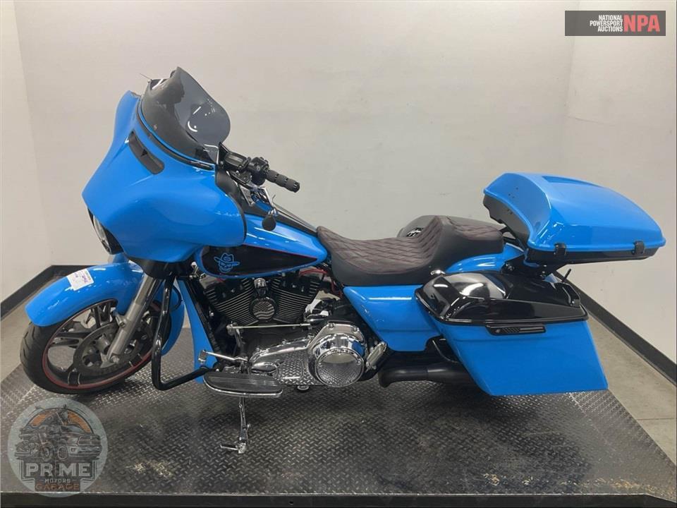 2015 Harley-Davidson FLHXS STREET GLIDE SPECIAL — фото 3