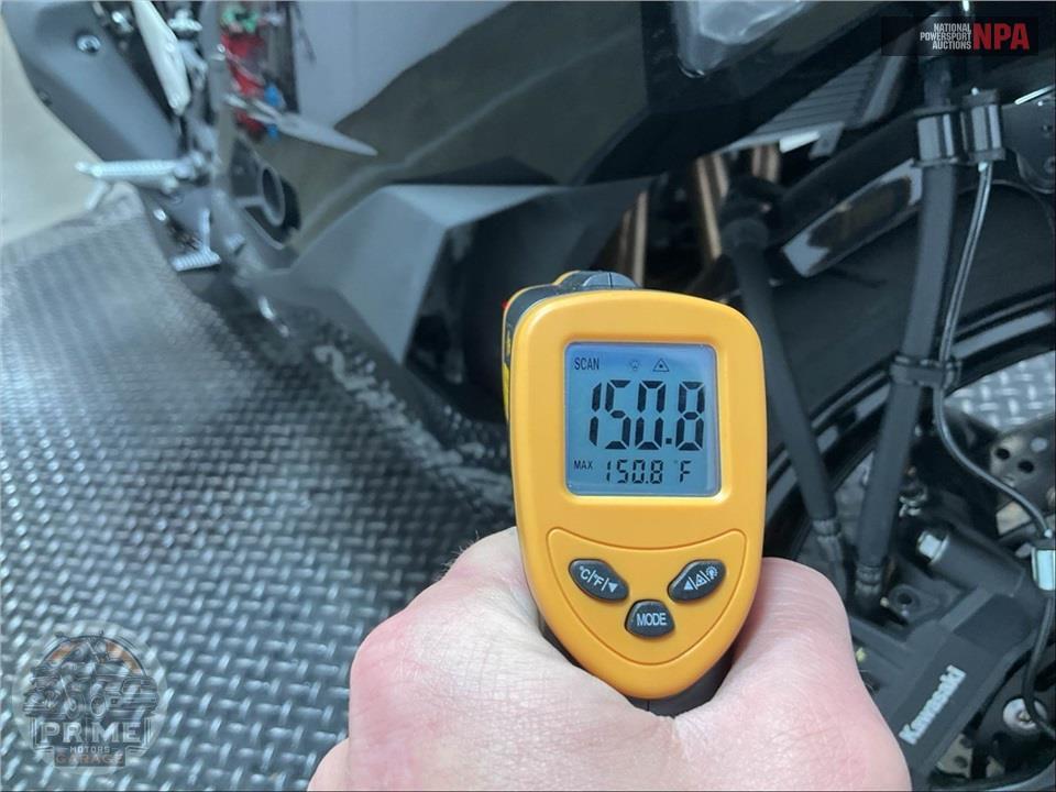 2026 Kawasaki NINJA ZX-4R ABS — фото 8