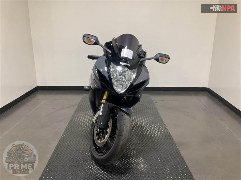 2025 Suzuki GSX-R750M5 — фото 2