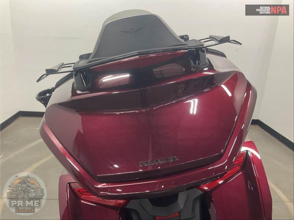2025 Honda GOLD WING TOUR 50TH ANNIVERSARY — фото 18