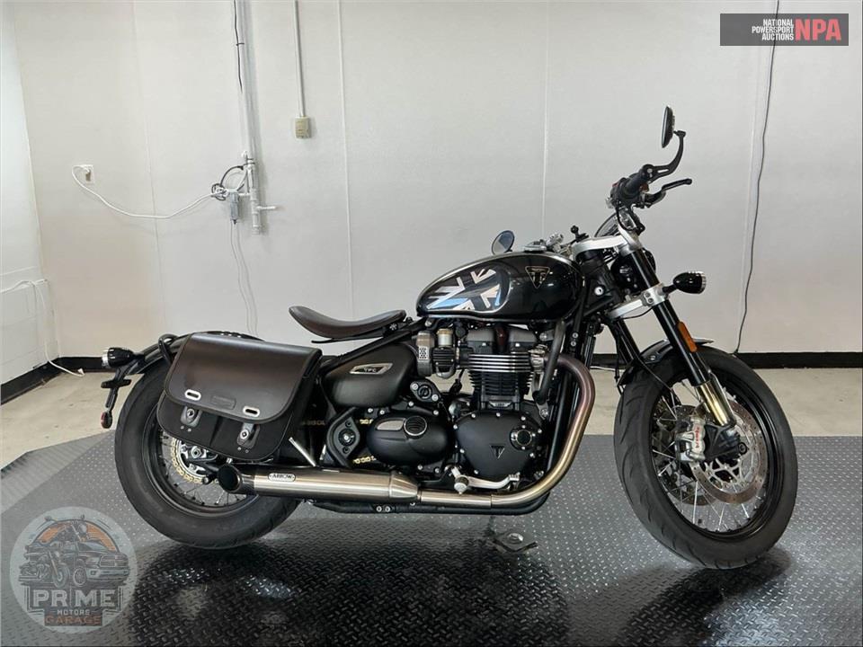 2020 Triumph BONNEVILLE BOBBER TFC — фото 1