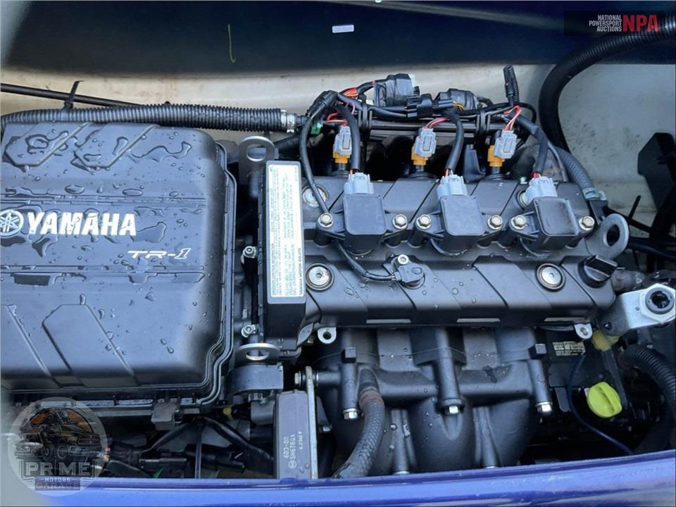 2016 Yamaha WAVE RUNNER VX DELUXE — фото 7