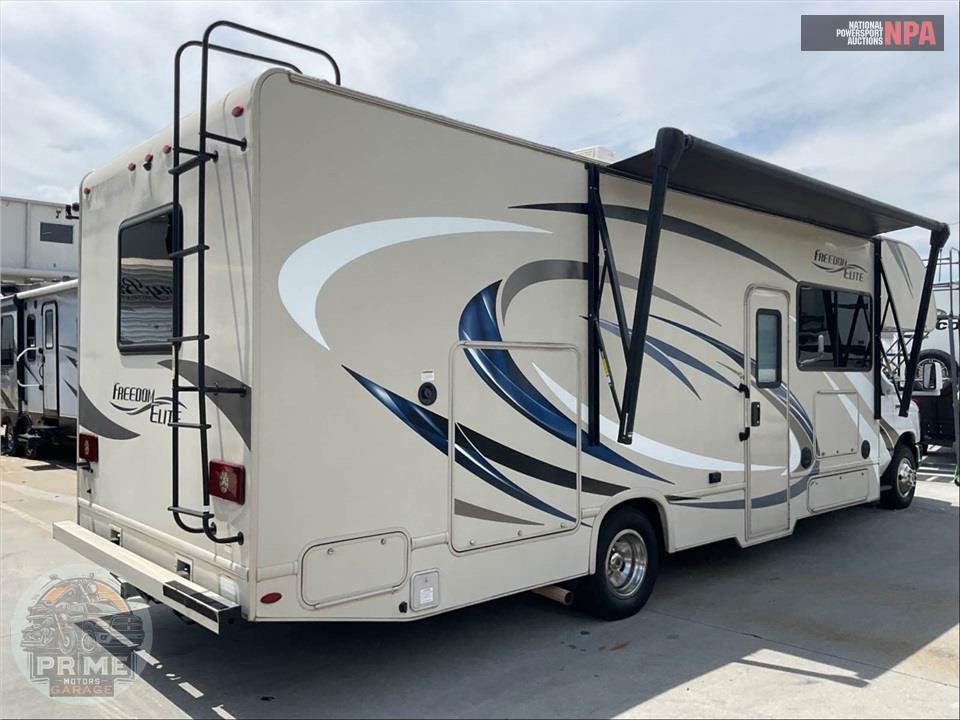 2017 Thor Motor Coach M-29FE E450-V10 - FREEDOM ELITE SERIES — фото 3