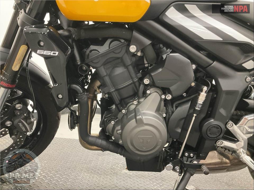 2025 Triumph TRIDENT 660 (TWO TONE) — фото 7