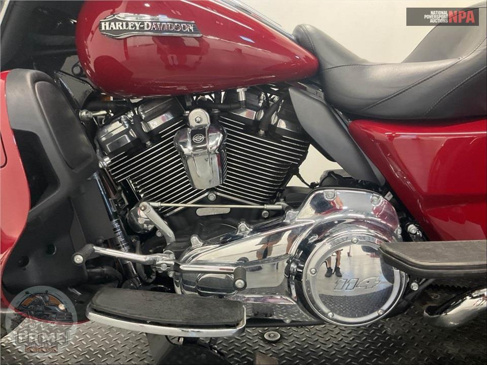 2021 Harley-Davidson FLHTCUTG TRI GLIDE ULTRA CLASSIC — фото 7