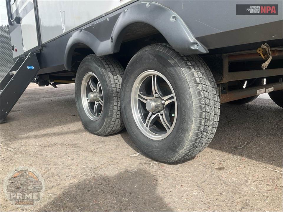 2019 Flagstaff By Forest River M-524LWS - SUPER LITE FIFTH WHEEL SERIES — фото 49
