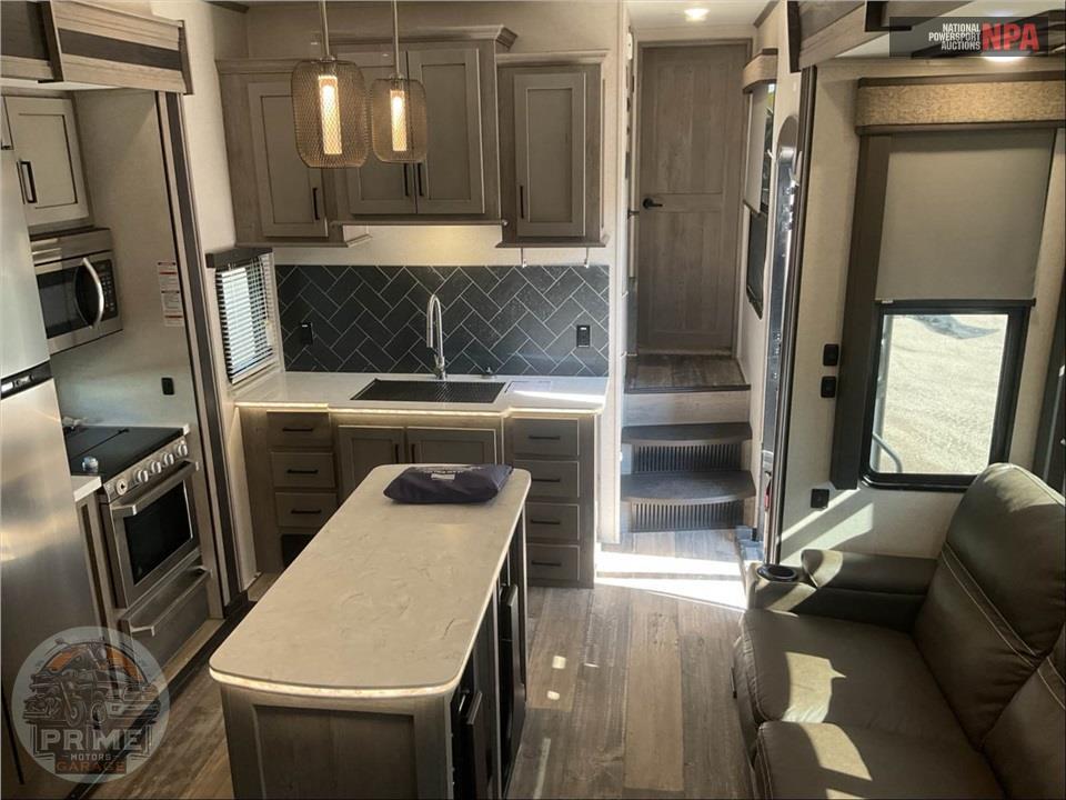 2020 Keystone Rv M-415 - RAPTOR TOY HAULER TOY HAULER SERIES — фото 9