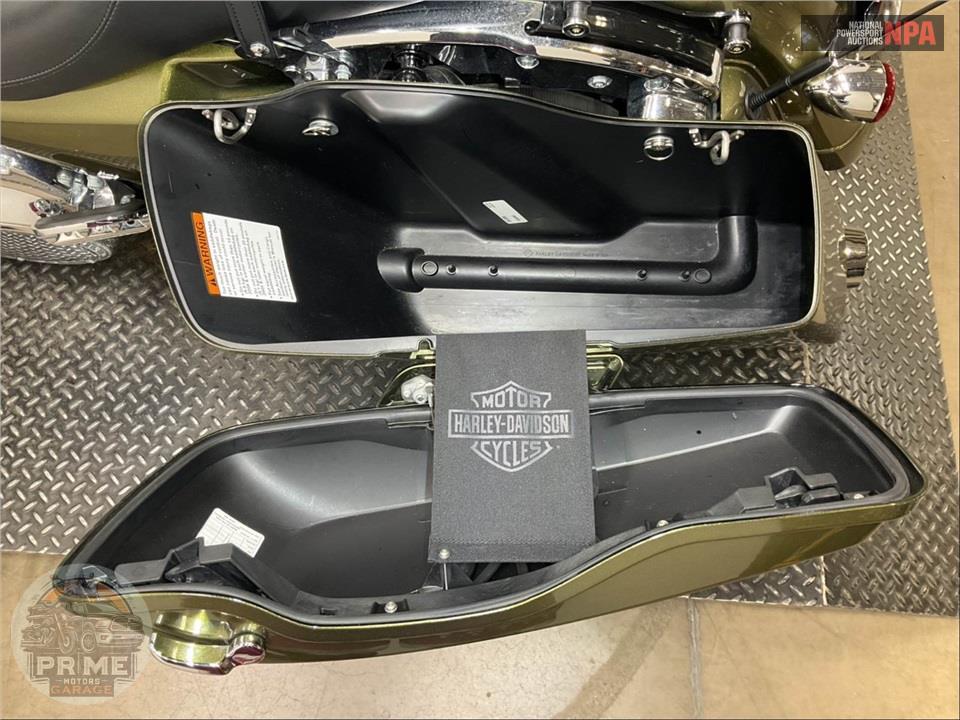 2016 Harley-Davidson FLHX STREET GLIDE — фото 20
