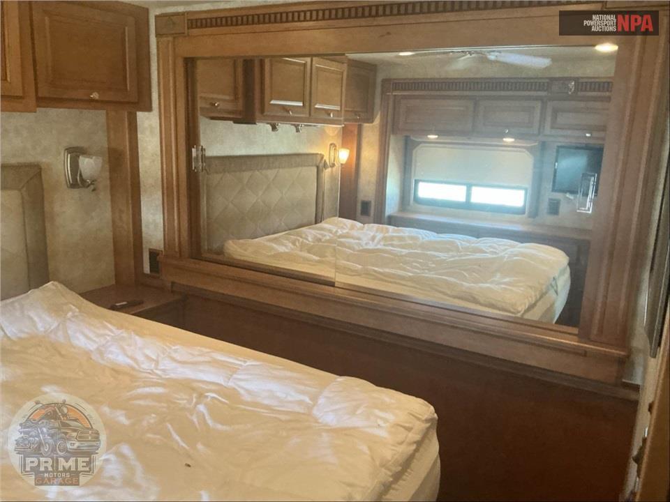 2012 Winnebago M-36M-CUMMINS 360HP - JOURNEY SERIES — фото 19