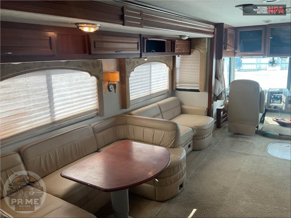 2008 Bounder M-38P WORKHORSE 340HP — фото 10