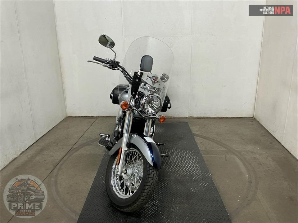 2025 Kawasaki VULCAN 900 CLASSIC LT — фото 2