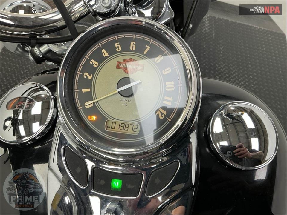 2016 Harley-Davidson FLSTC HERITAGE SOFTAIL CLASSIC — фото 5