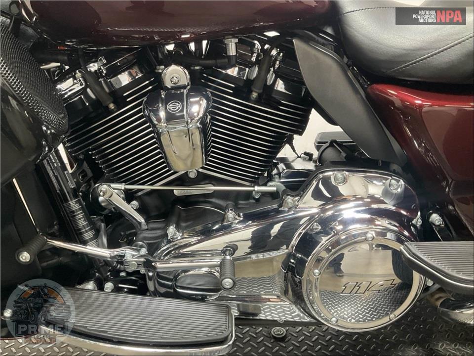2019 Harley-Davidson FLHTCUTG TRI GLIDE ULTRA — фото 7