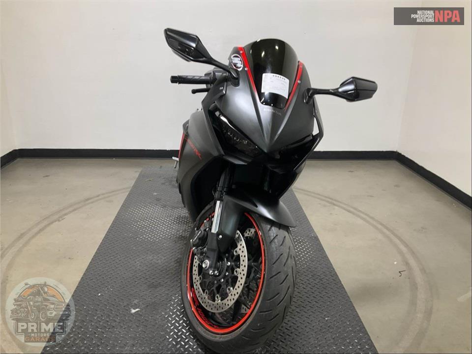 2017 Honda CBR1000RAH  (ABS) — фото 2