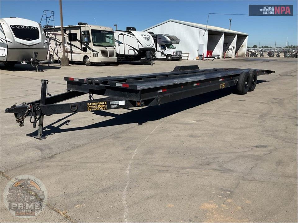 2024 R & J Welding Custom Trailers 32 CAR HAULER — фото 2