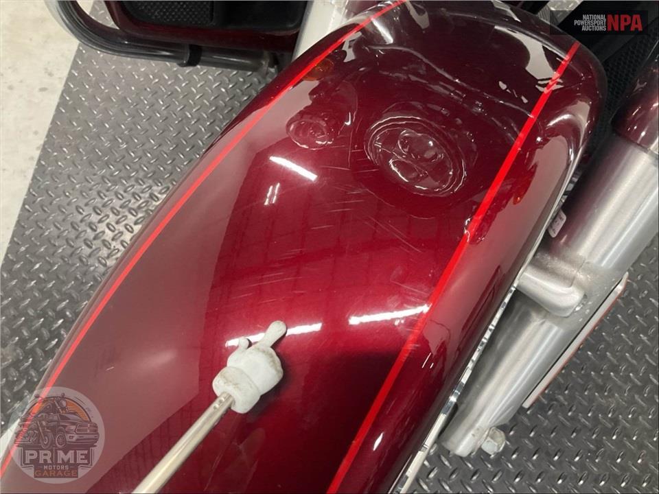 2017 Harley-Davidson FLHTKL ULTRA LIMITED LOW — фото 14