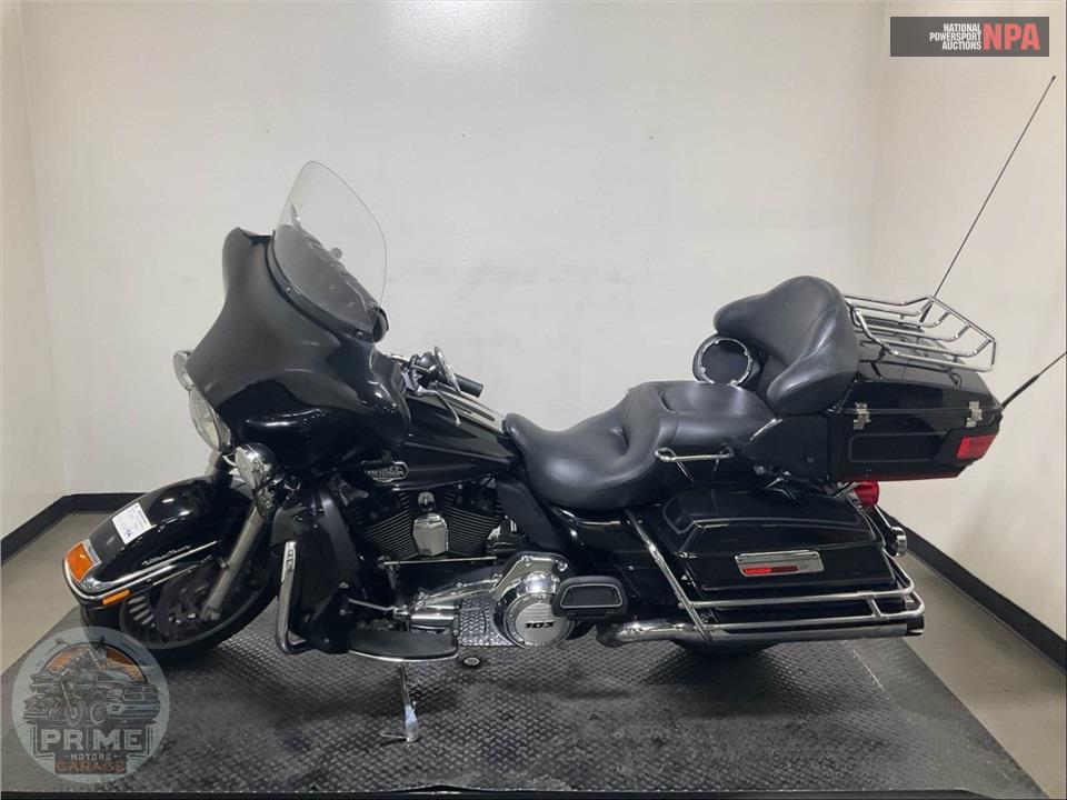 2013 Harley-Davidson FLHTCU UL CLSC EL GLIDE — фото 3