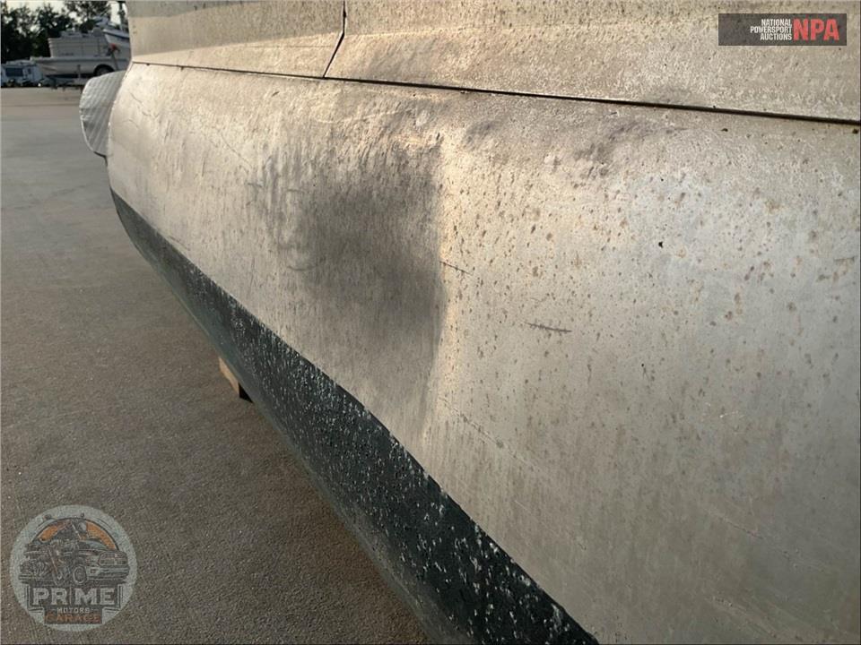 2023 Bennington Pontoons 22 SS(*) S SERIES L=23/E=1-150HP MERCURY OB — фото 24