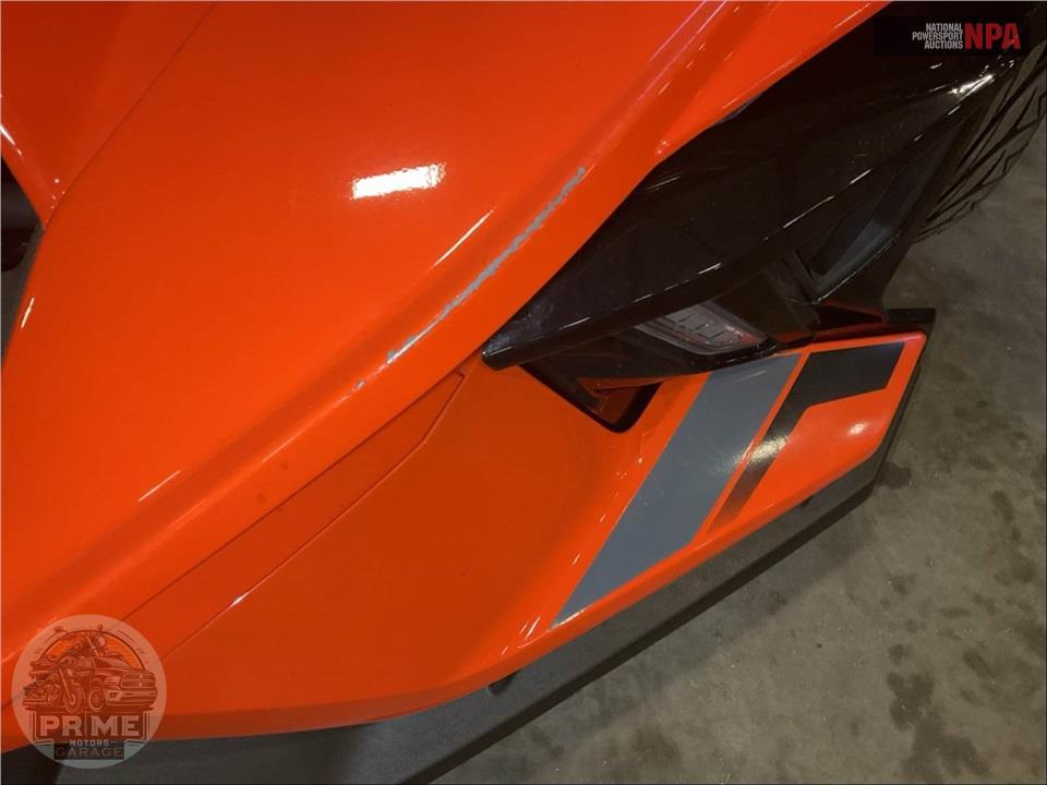 2023 Polaris SLINGSHOT R WITH AUTODRIVE — фото 14
