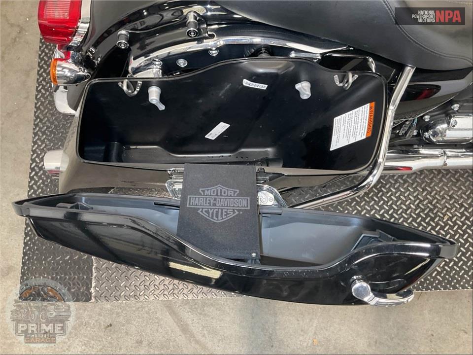 2024 Harley-Davidson FLTRXP POLICE ROAD GLIDE — фото 18