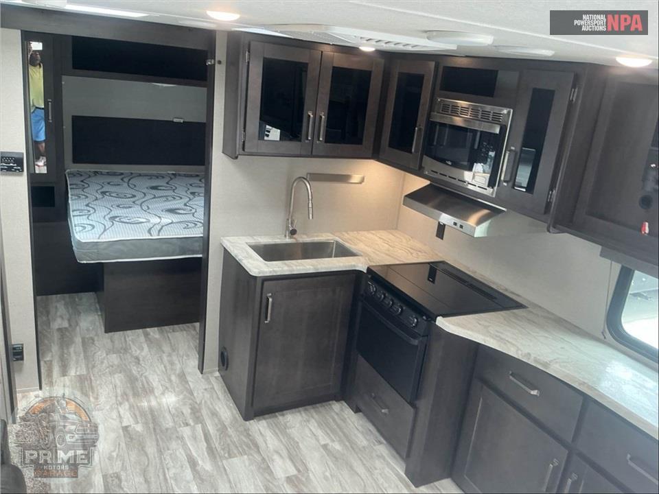 2020 Grand Design Recreational Vehicles M-221RB - TRANSCEND XPLOR SERIES — фото 7