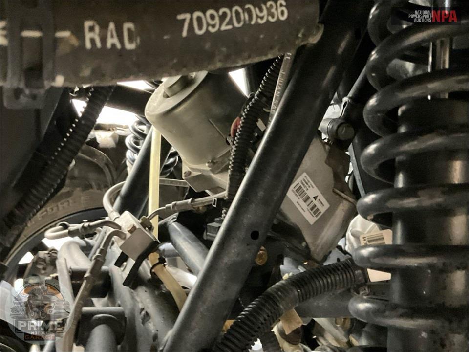 2024 Can-Am OUTLANDER MAX XT 700 — фото 28