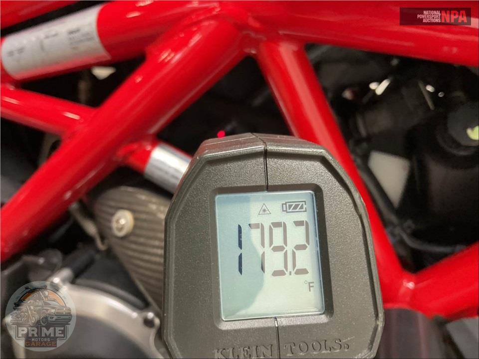 2011 Ducati DIAVEL CARBON — фото 8