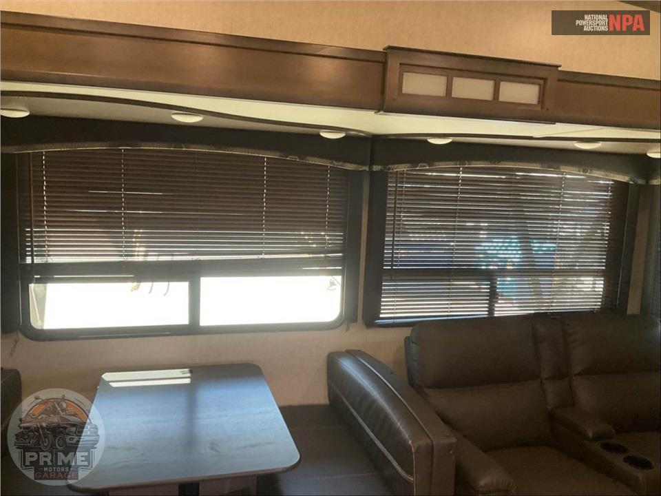2019 Keystone Rv M-368 MBI - COUGAR FIFTH WHEEL SERIES — фото 20