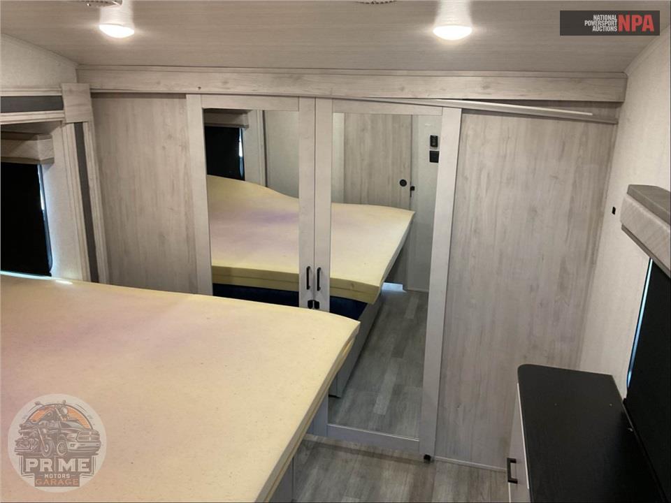 2023 East To West M-386MB-OK - TANDARA FIFTH WHEEL SERIES — фото 11