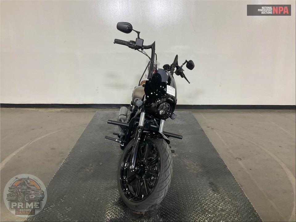 2025 Indian Motorcycle SPORT SCOUT LIMITED WITH TECHOLOGY PACKAGE (COLOR) — фото 2