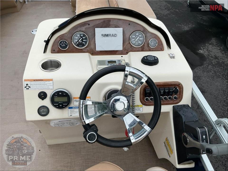 2018 Lexington Pontoons 325(*) 3 SERIES L=26/E=1 140HP SUZUKI OB — фото 23