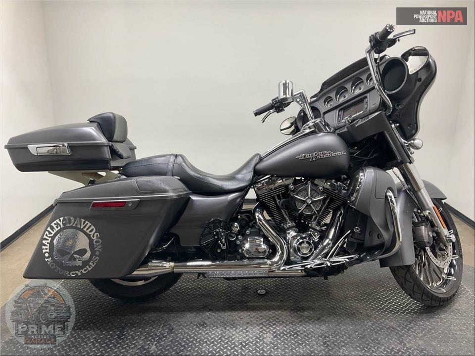 2016 Harley-Davidson FLHXS STREET GLIDE SPECIAL — фото 1