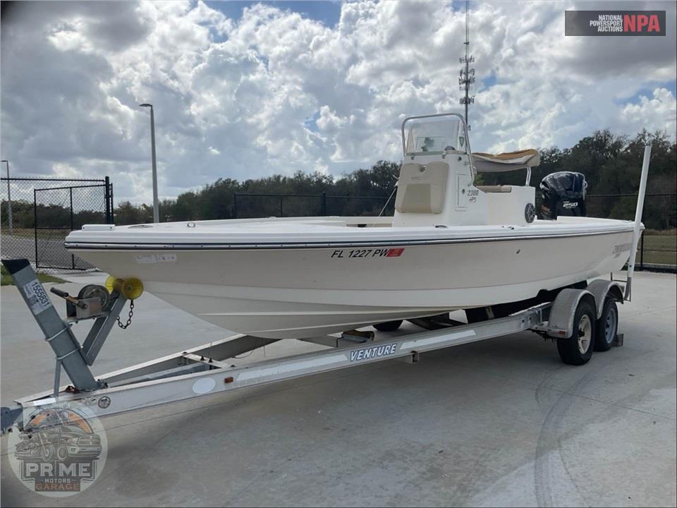 2015 Pathfinder Boat Co. 2300 HPS/CC(*) L=24/ E=1-250HP YAMAHA OB — фото 2