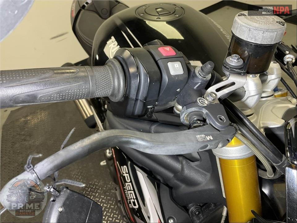 2022 Triumph SPEED TRIPLE RS — фото 22