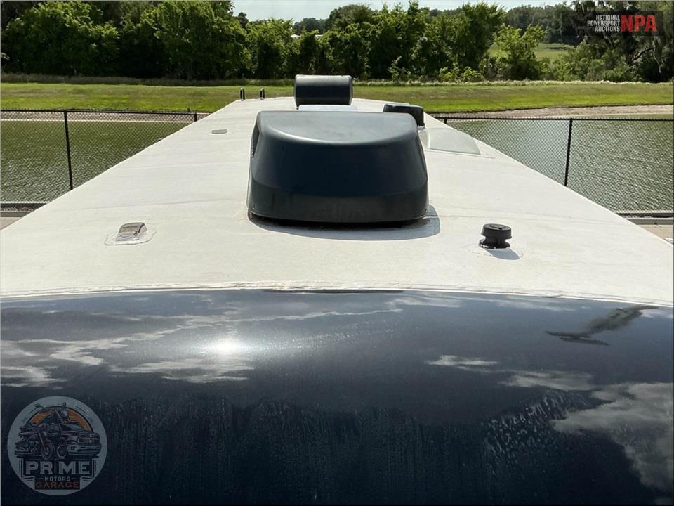 2022 Grand Design Recreational Vehicles M-315RLTS - REFLECTION SERIES — фото 24