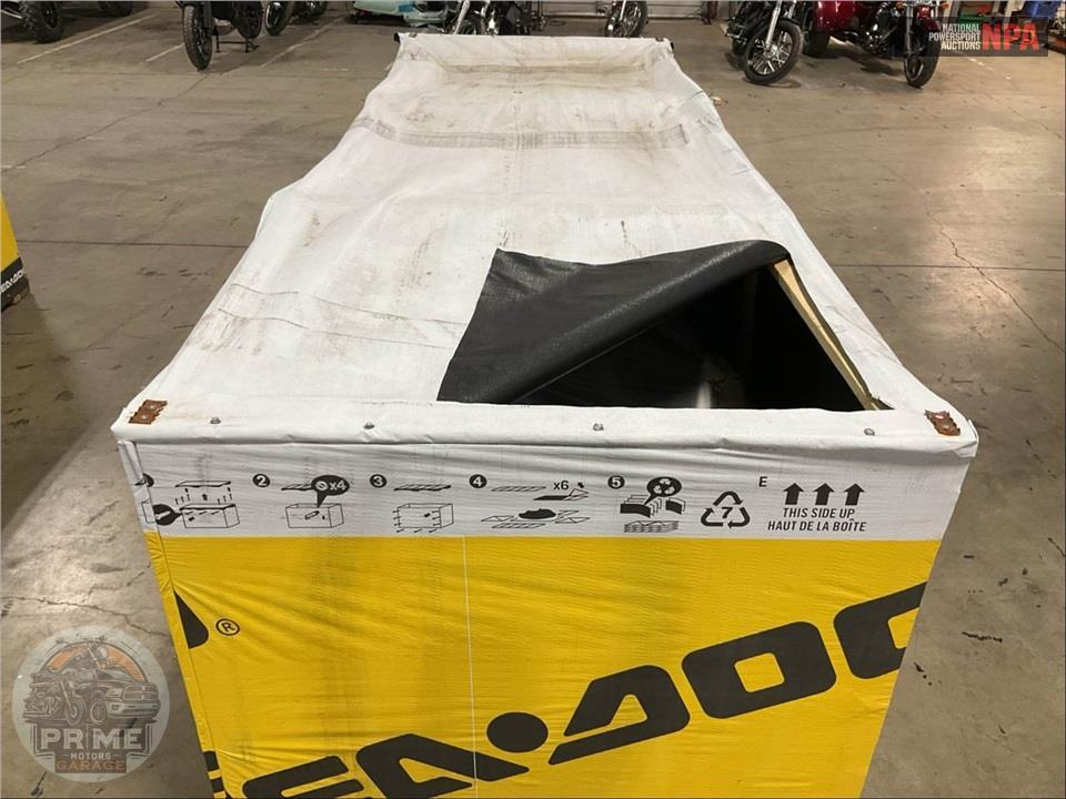 2026 Seadoo/Brp SPARK FOR 3 - 90 CONVENIENCE PACKAGE WITH IBR AND AUDIO — фото 5