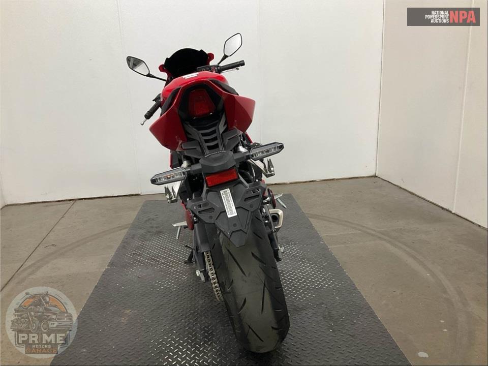 2024 Honda CBR650R E-CLUTCH — фото 4