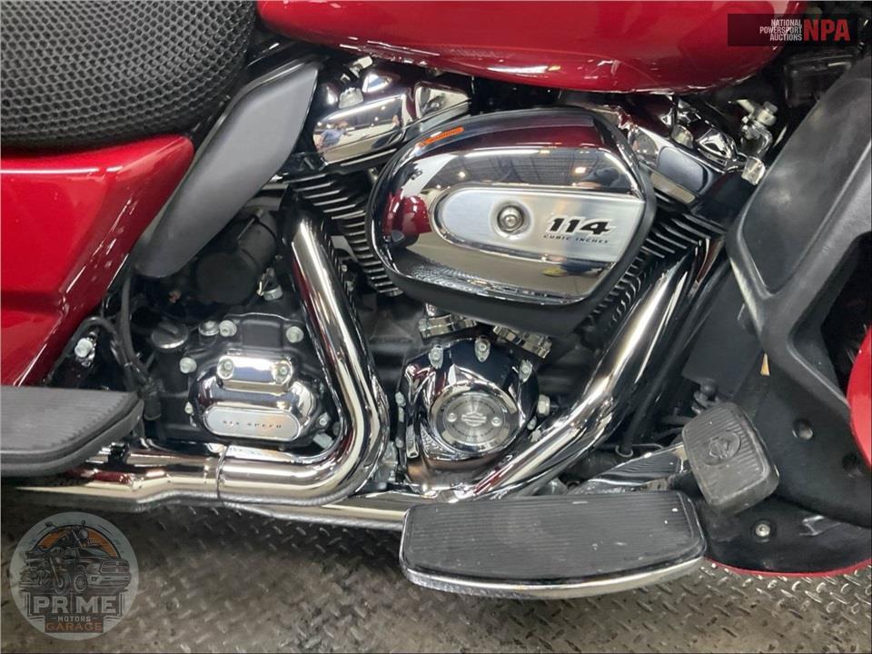 2021 Harley-Davidson FLHTCUTG TRI GLIDE ULTRA CLASSIC — фото 6