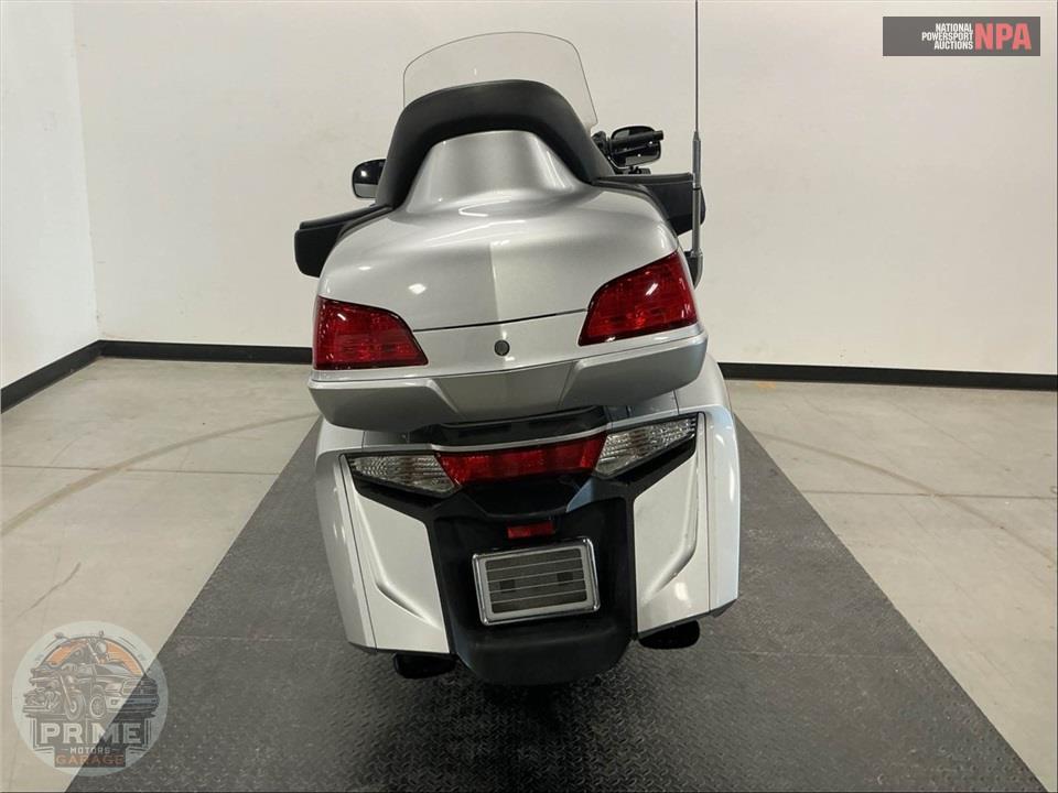 2013 Honda GL18HPMD GOLDWING — фото 4